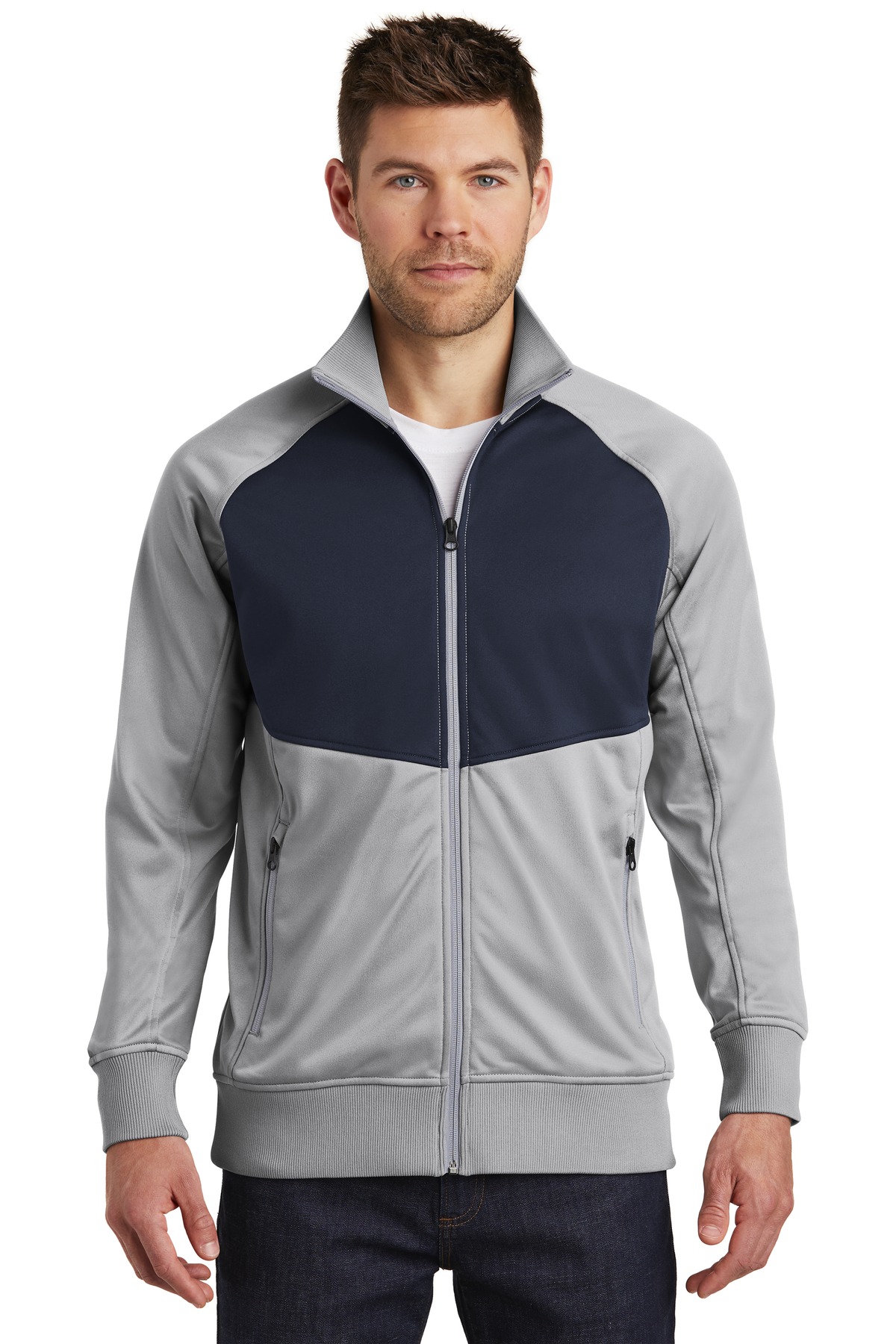 DISCONTINUED The North Face Tech Full-Zip Fleece Jacket. NF0A3SEW